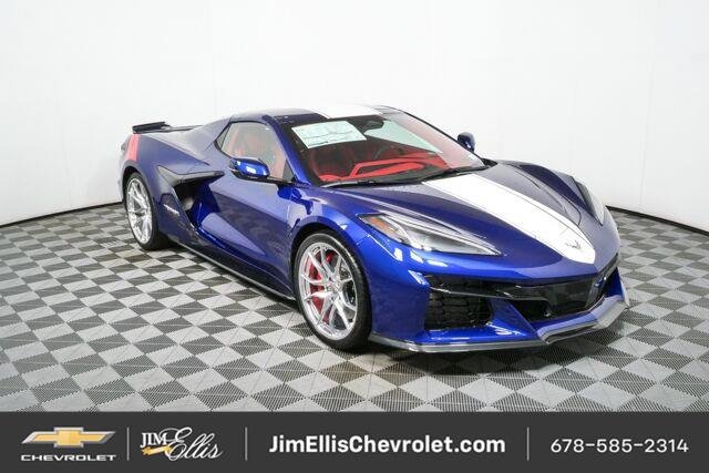 New 2027 Chevrolet Corvette Grand Sport w/ Chrome Exterior Badge Package