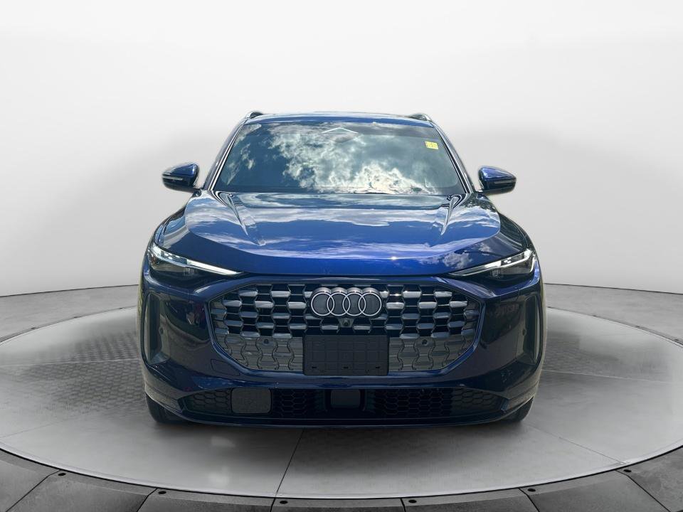 Certified 2025 Audi Q5 Prestige AWD/4WD image 2