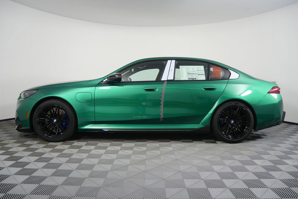 New 2026 BMW M5 w/ Carbon Package image 8