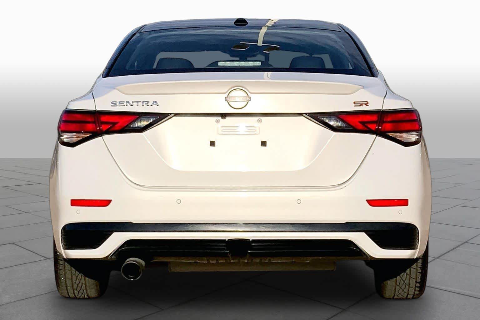 Used 2025 Nissan Sentra SR w/ SR Premium Package FWD image 5