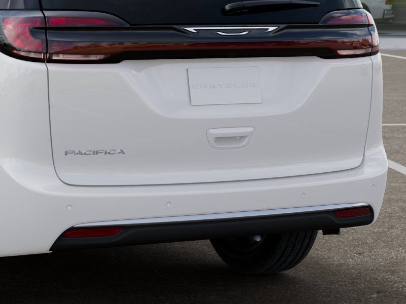 New 2027 Chrysler Pacifica Pinnacle w/ Theater Group FWD image 13