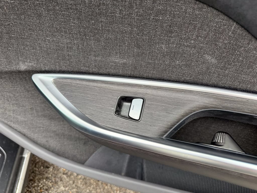 Used 2022 Lucid Air Grand Touring AWD/4WD image 32