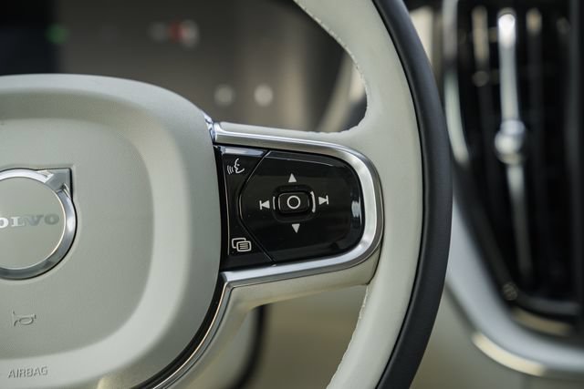 New 2026 Volvo XC60 B5 Ultra w/ Protection Package Premier AWD/4WD image 29