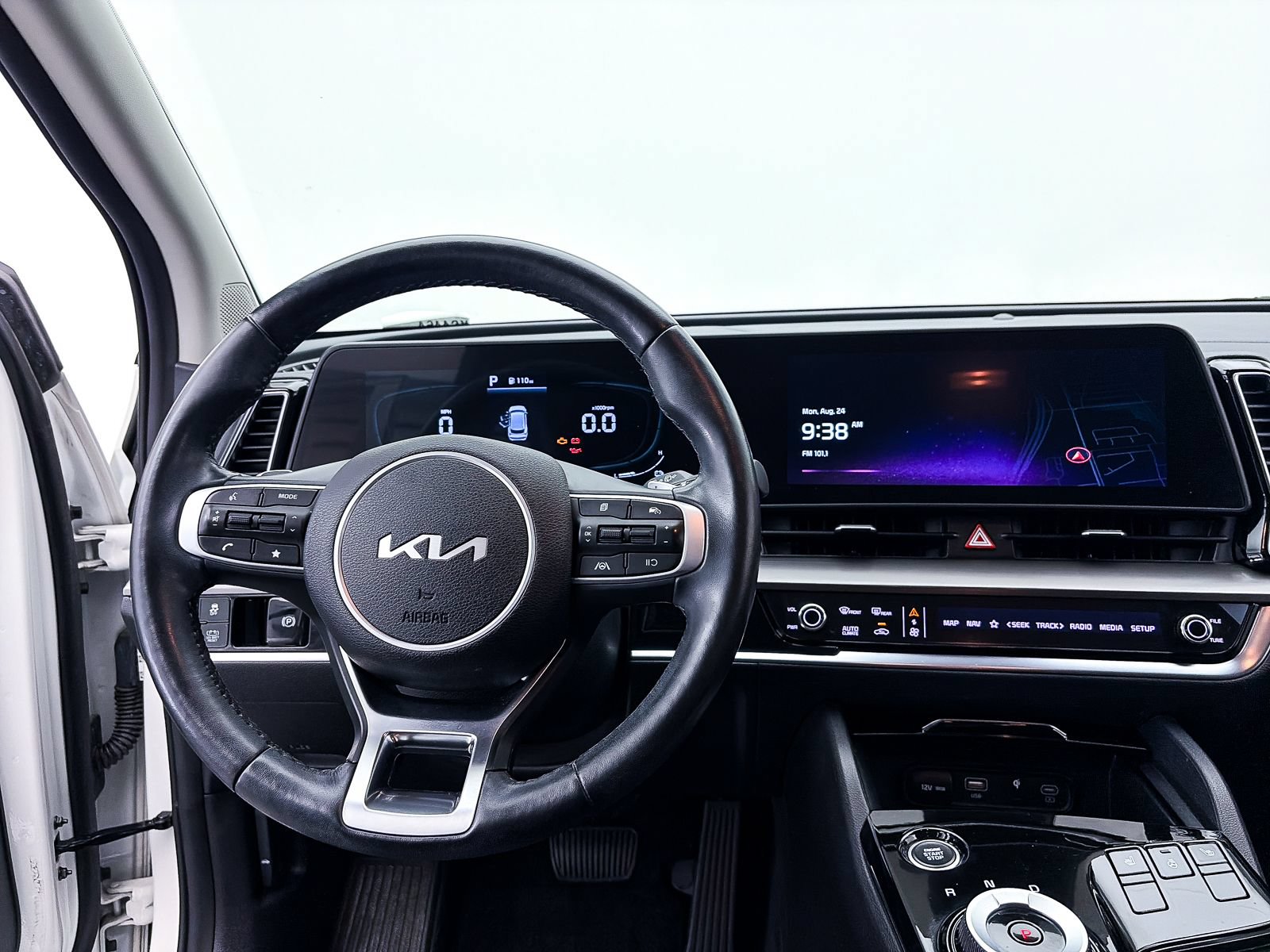 Certified 2023 Kia Sportage EX AWD/4WD image 3