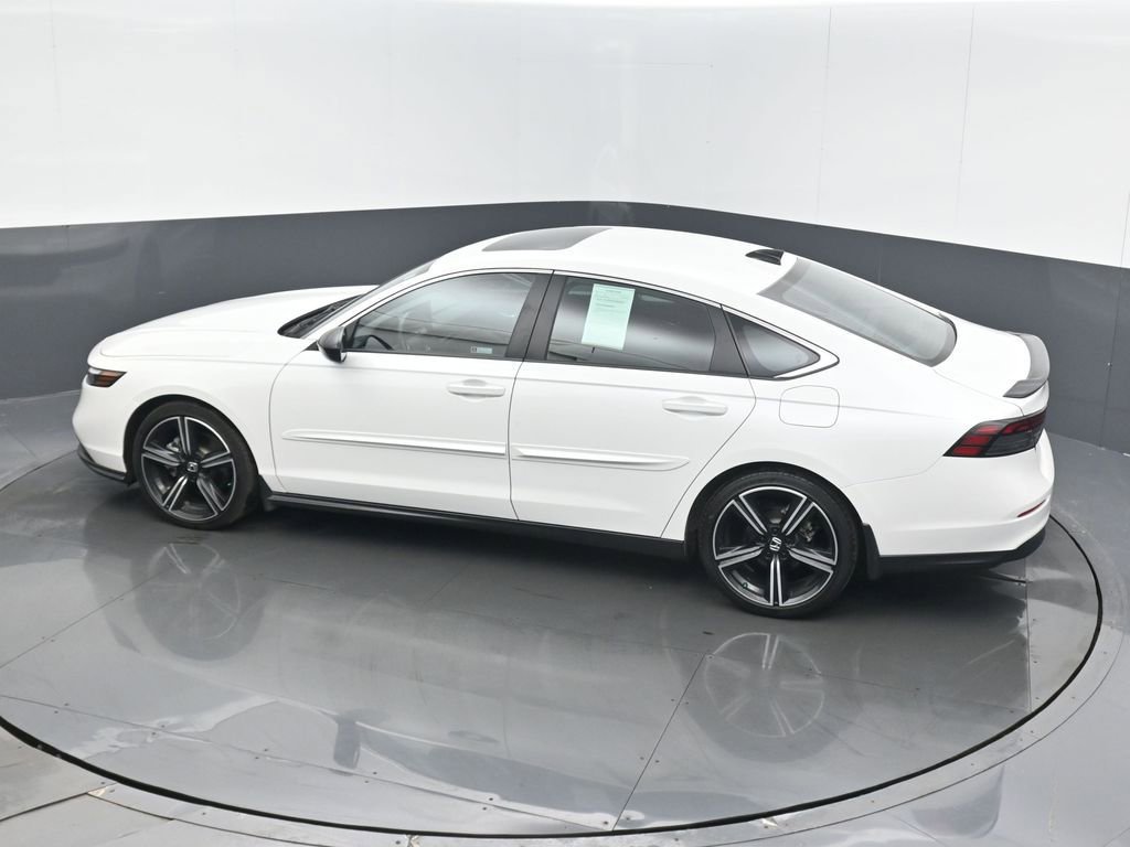 Used 2024 Honda Accord Sport image 15