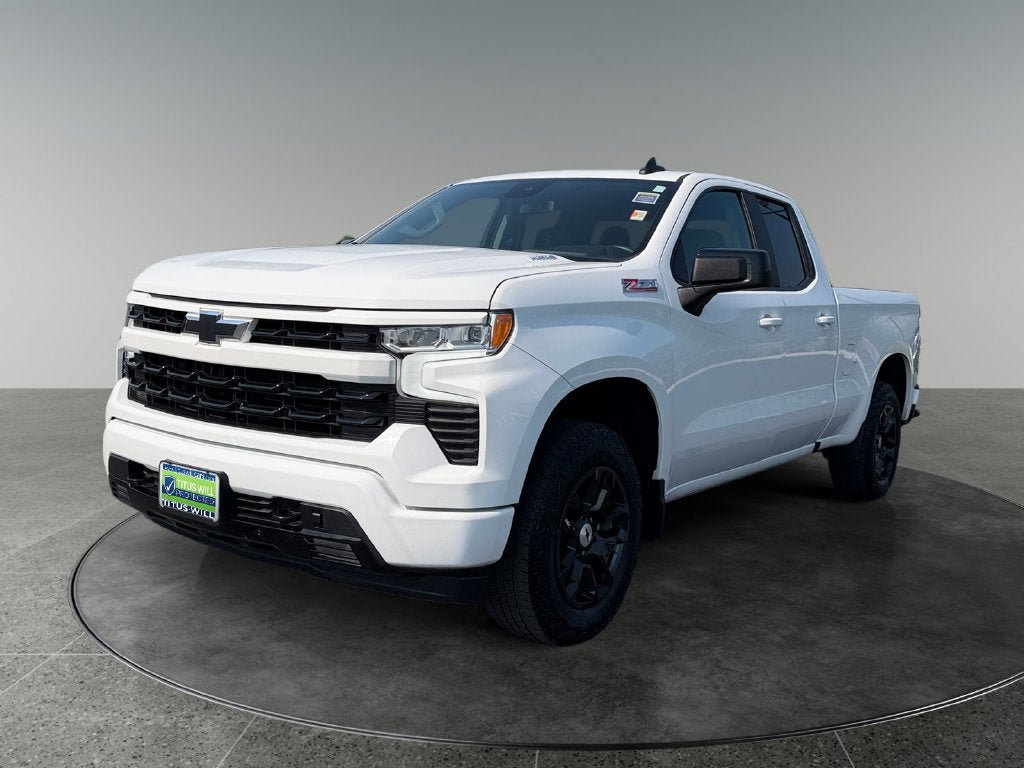 Used 2024 Chevrolet Silverado 1500 RST w/ Z71 Off-Road Package AWD/4WD image 4