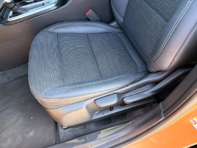 Used 2025 Buick Envista Preferred w/ Convenience II Package FWD image 20