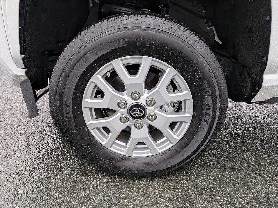 Used 2024 Toyota Tacoma SR image 10