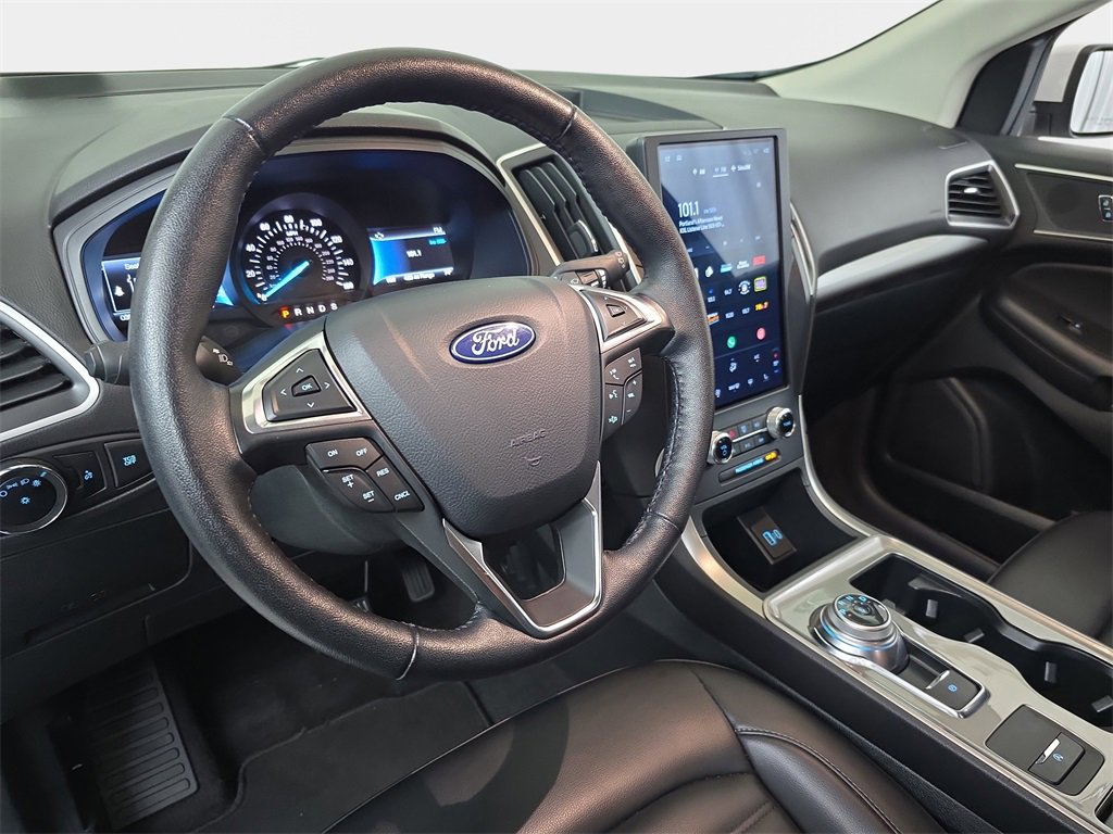 Used 2024 Ford Edge SEL image 18