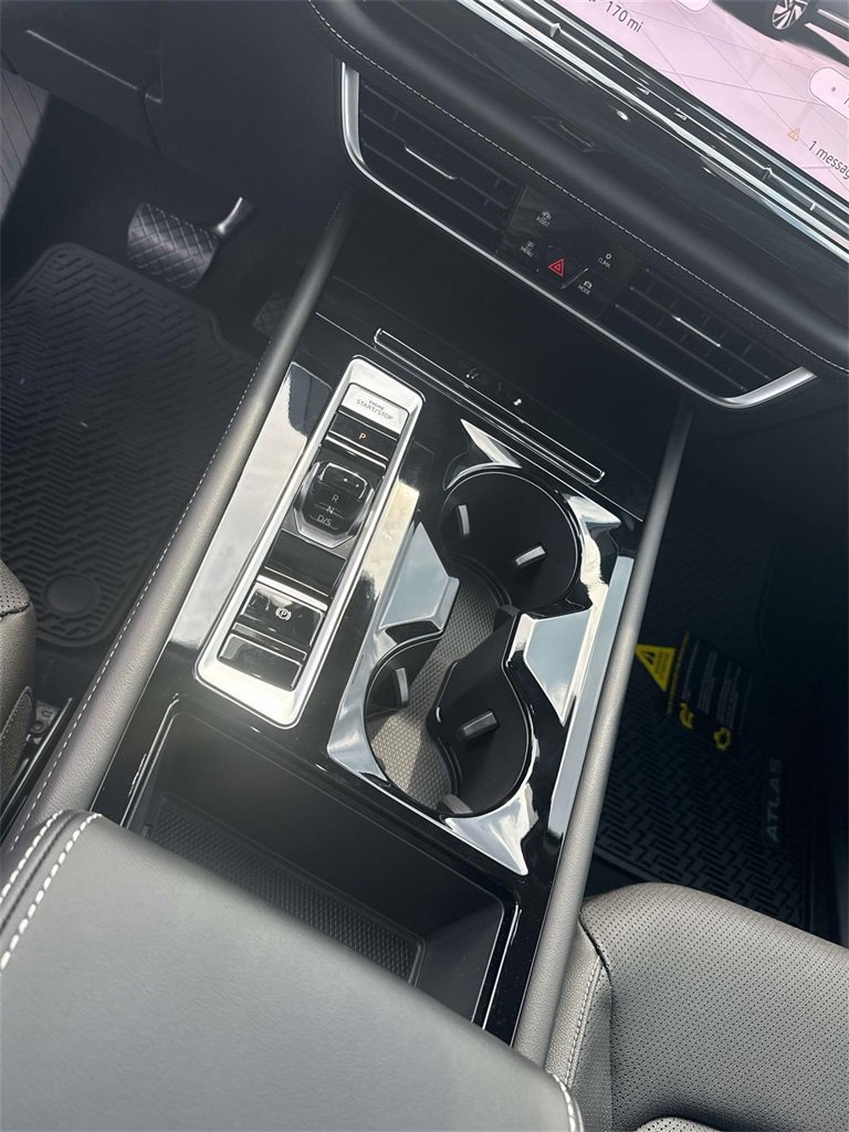 New 2026 Volkswagen Atlas SE image 24