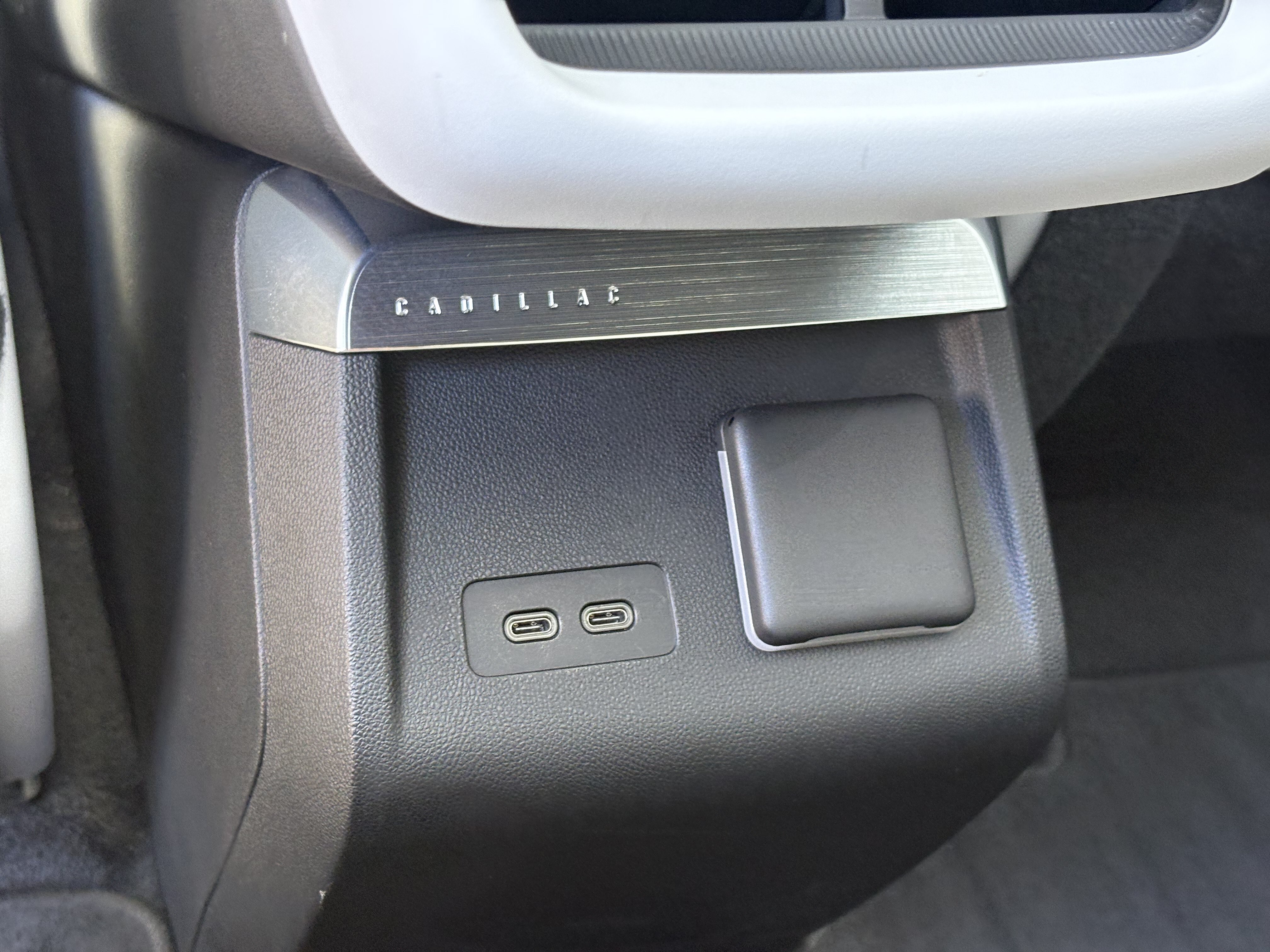 Certified 2024 Cadillac Lyriq Luxury RWD image 14