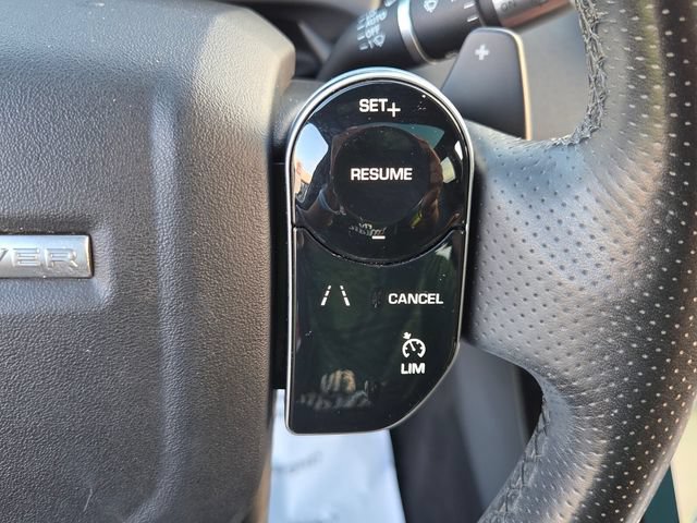 Used 2020 Land Rover Range Rover Evoque R-Dynamic SE AWD/4WD image 24