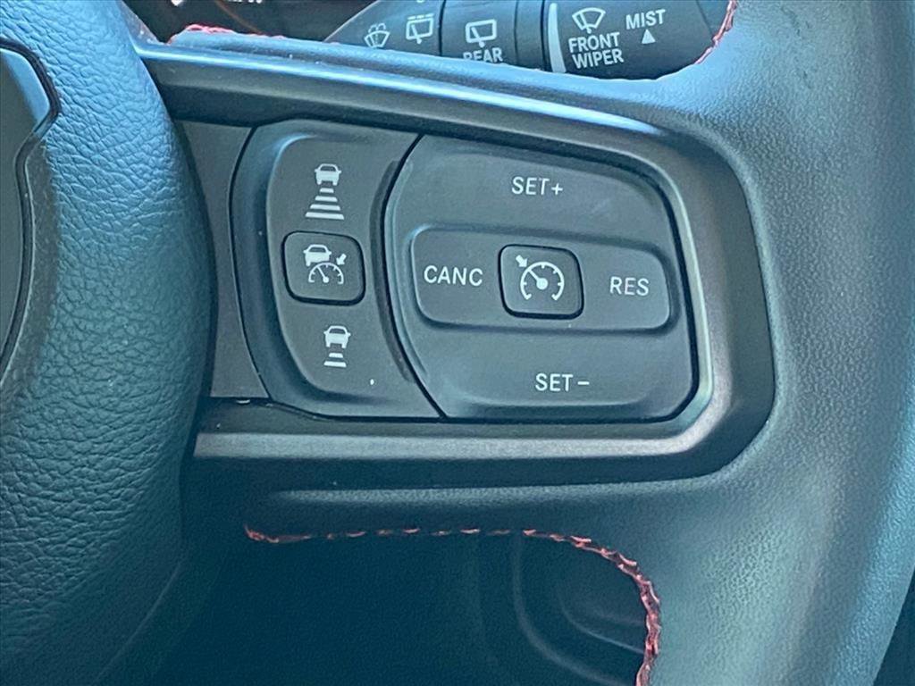 Used 2024 Jeep Wrangler Unlimited Rubicon w/ XTREMEE 35" Tire Package image 9