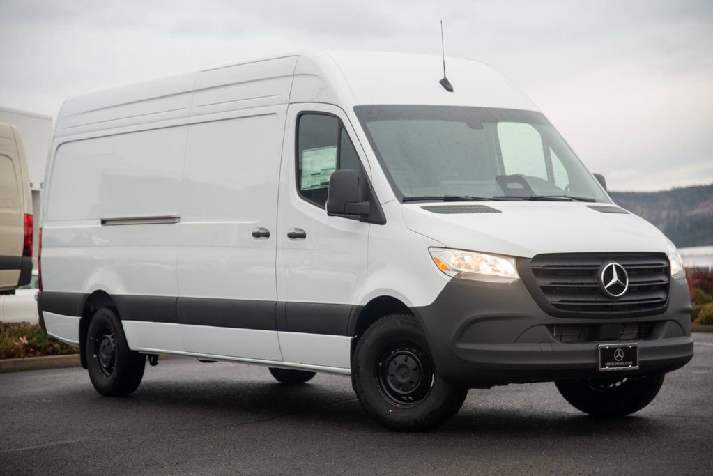 New 2025 Mercedes-Benz Sprinter 2500 image 3