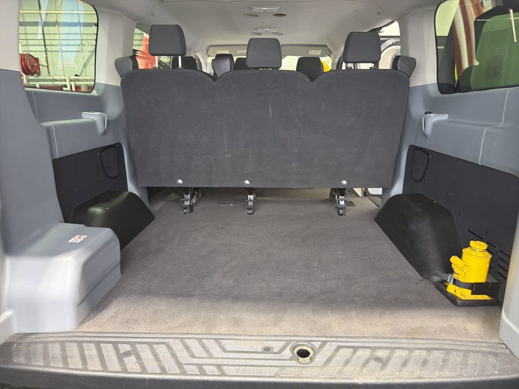 Used 2018 Ford Transit 150 XL RWD image 21