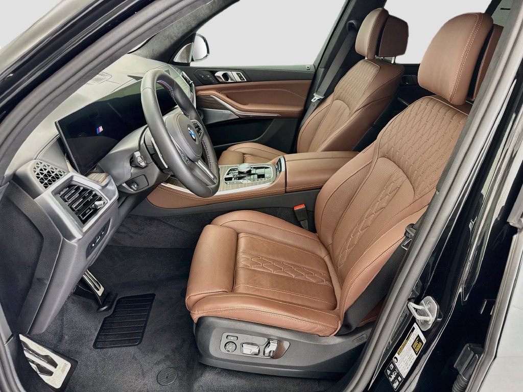 Certified 2026 BMW X5 M60i AWD/4WD image 18