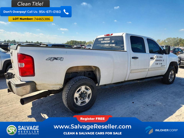 Used 2014 Chevrolet Silverado 2500 LT w/ Interior Plus Package AWD/4WD image 4