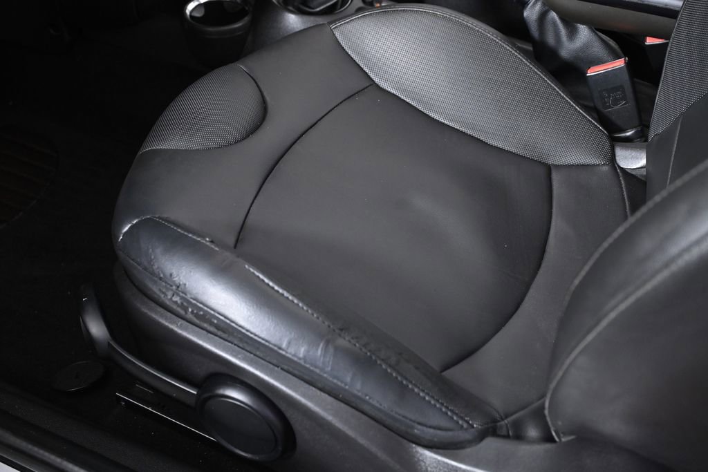 Used 2011 MINI Cooper S image 23