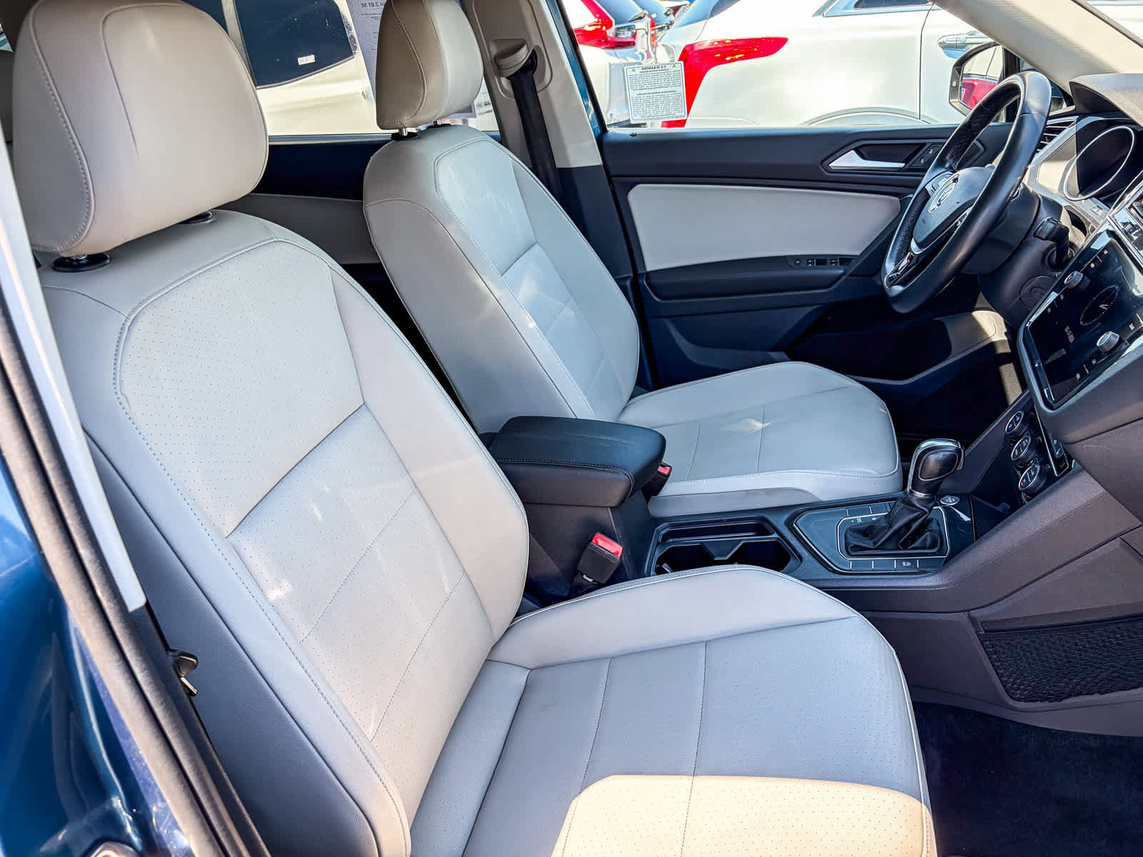 Used 2019 Volkswagen Tiguan SE FWD image 15