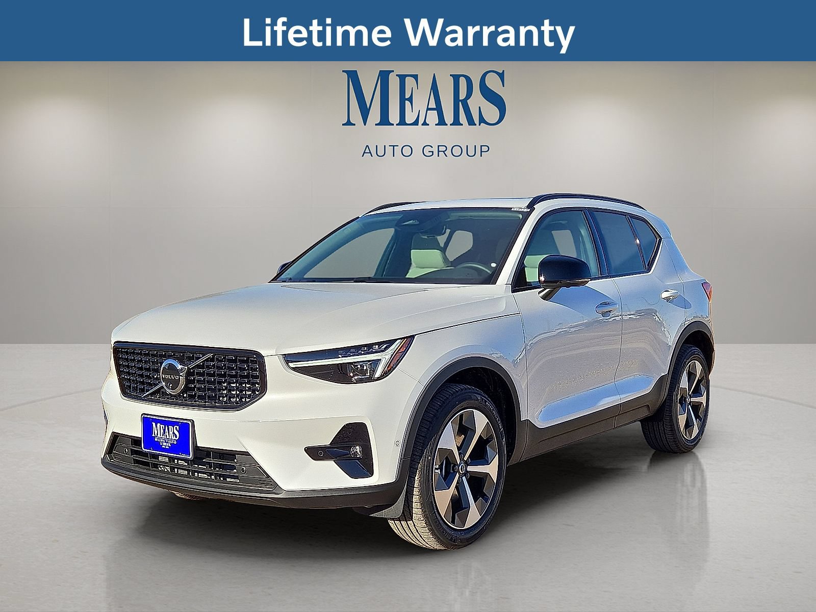 New 2026 Volvo XC40 B5 Plus w/ Protection Package Premier