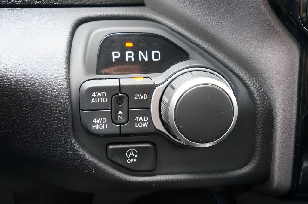 Used 2025 RAM 1500 Big Horn AWD/4WD image 28