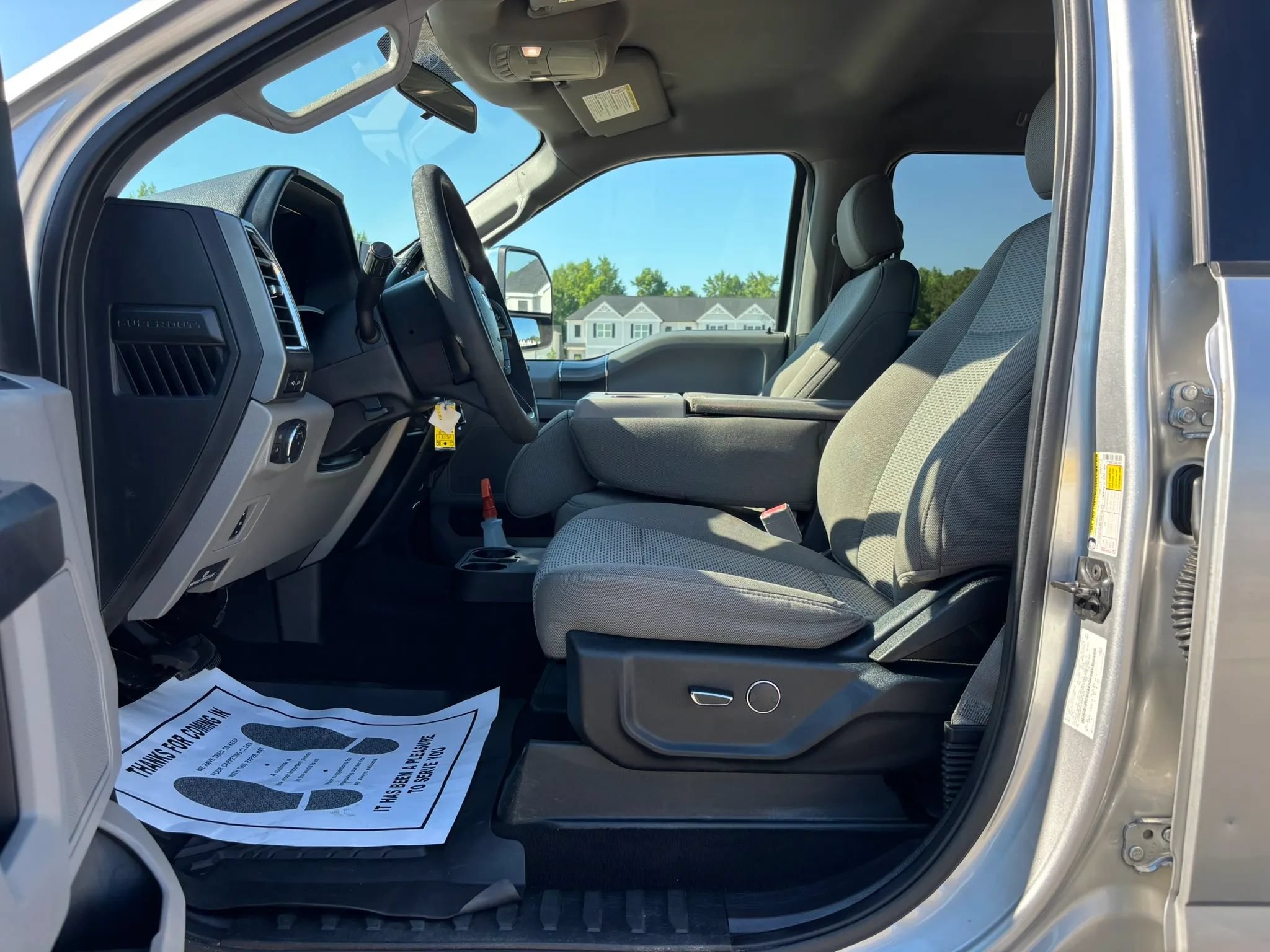 Used 2018 Ford F250 XLT w/ XLT Premium Package AWD/4WD image 14
