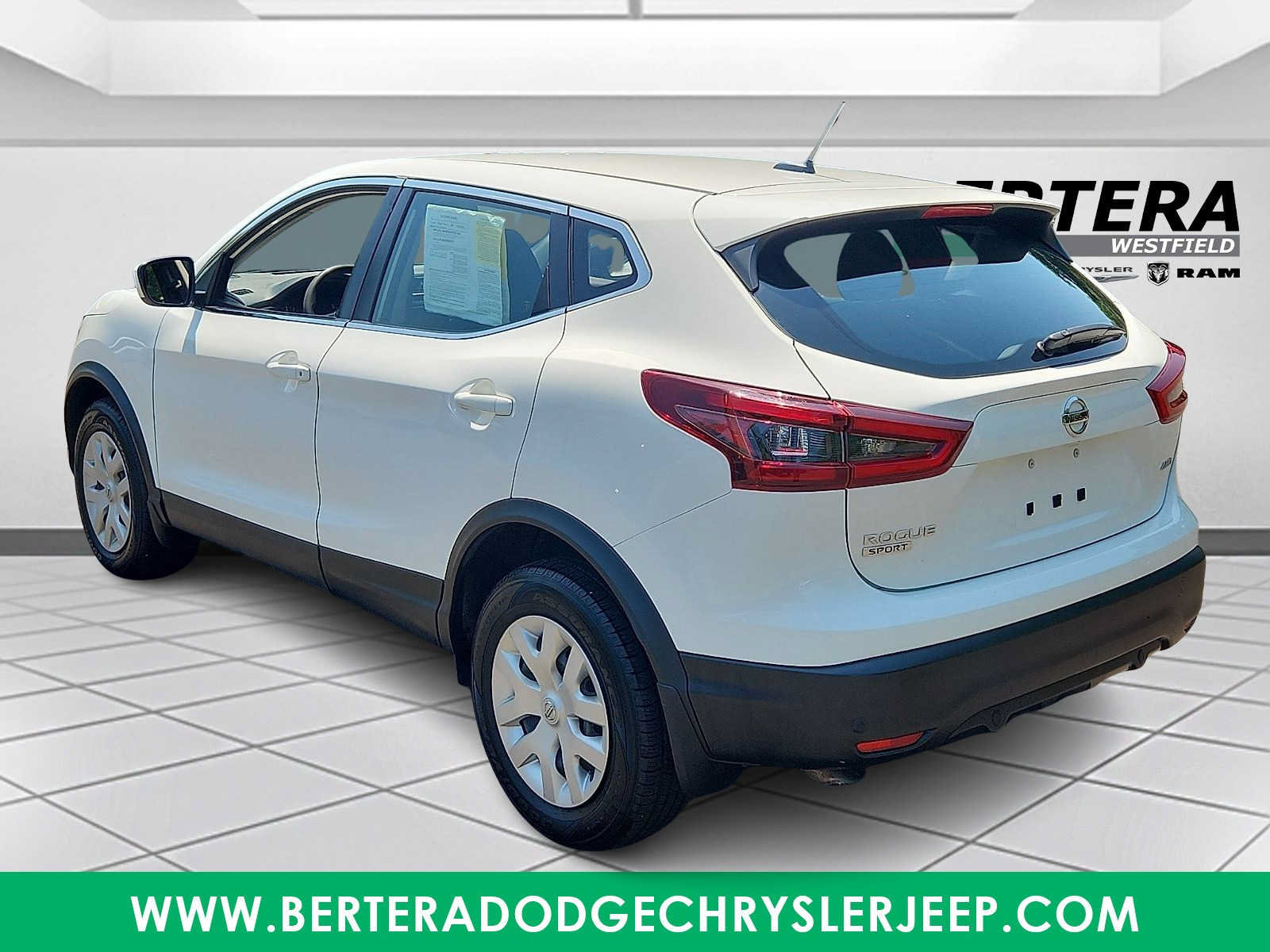 Used 2020 Nissan Rogue Sport S AWD/4WD image 4