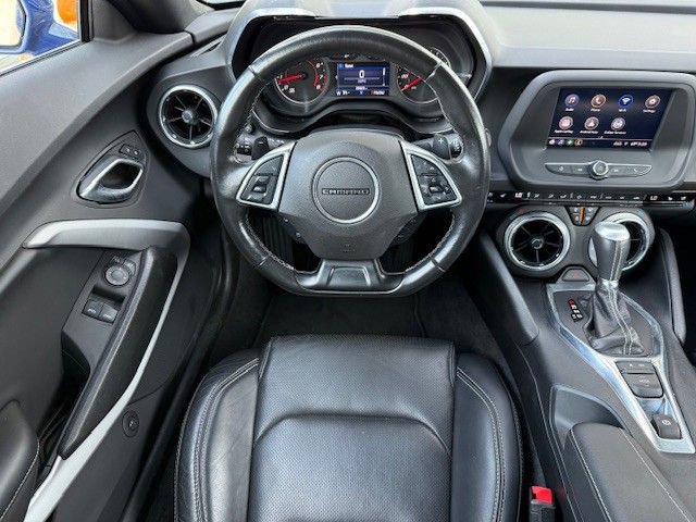 Used 2020 Chevrolet Camaro LT image 23