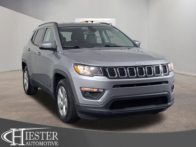 Used 2019 Jeep Compass Latitude w/ Popular Equipment Group FWD image 1