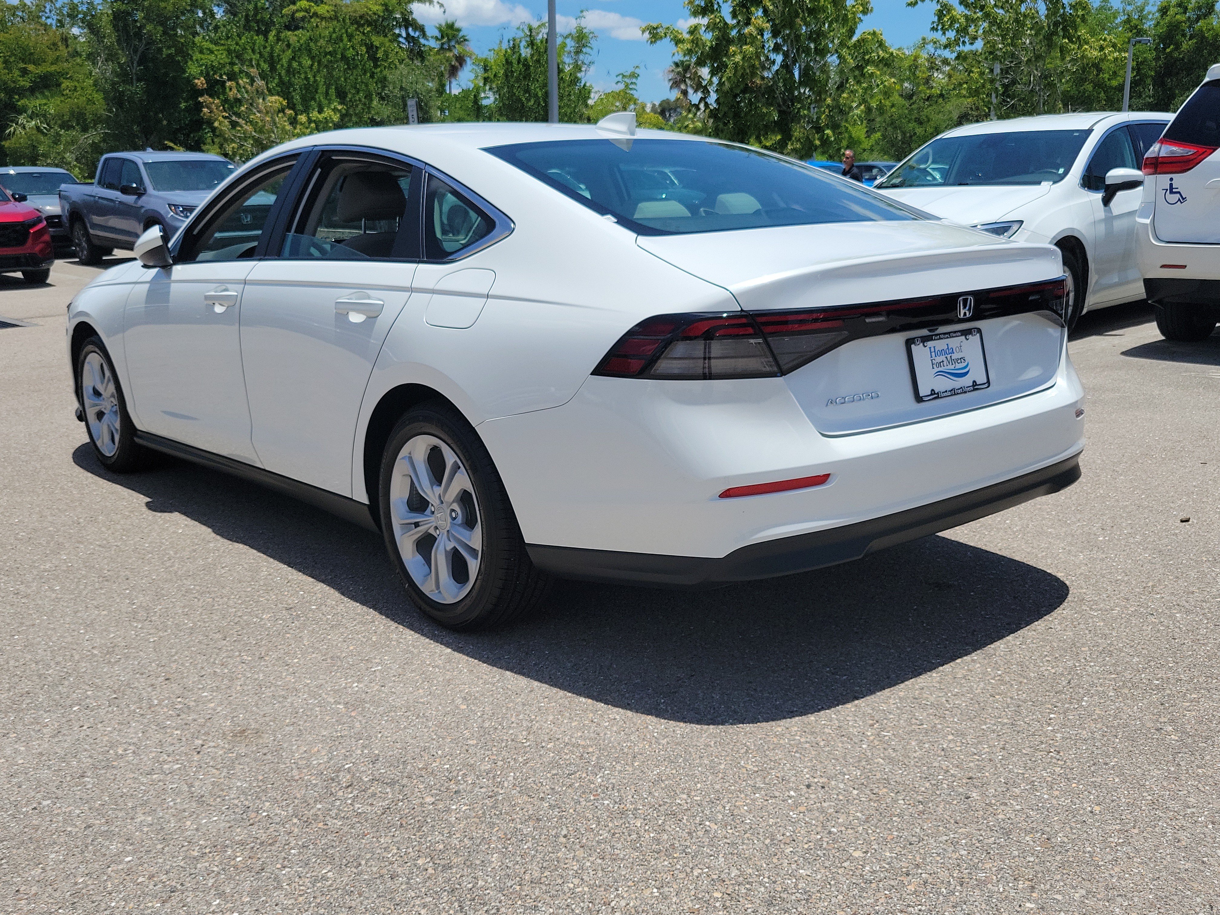 Used 2025 Honda Accord LX image 4