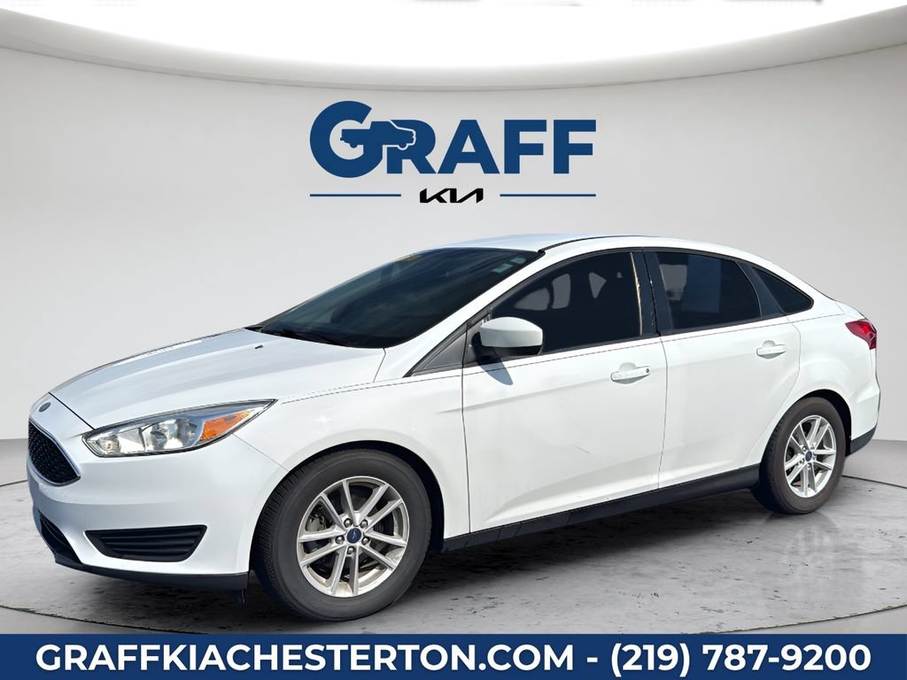 Used 2018 Ford Focus SE FWD image 3