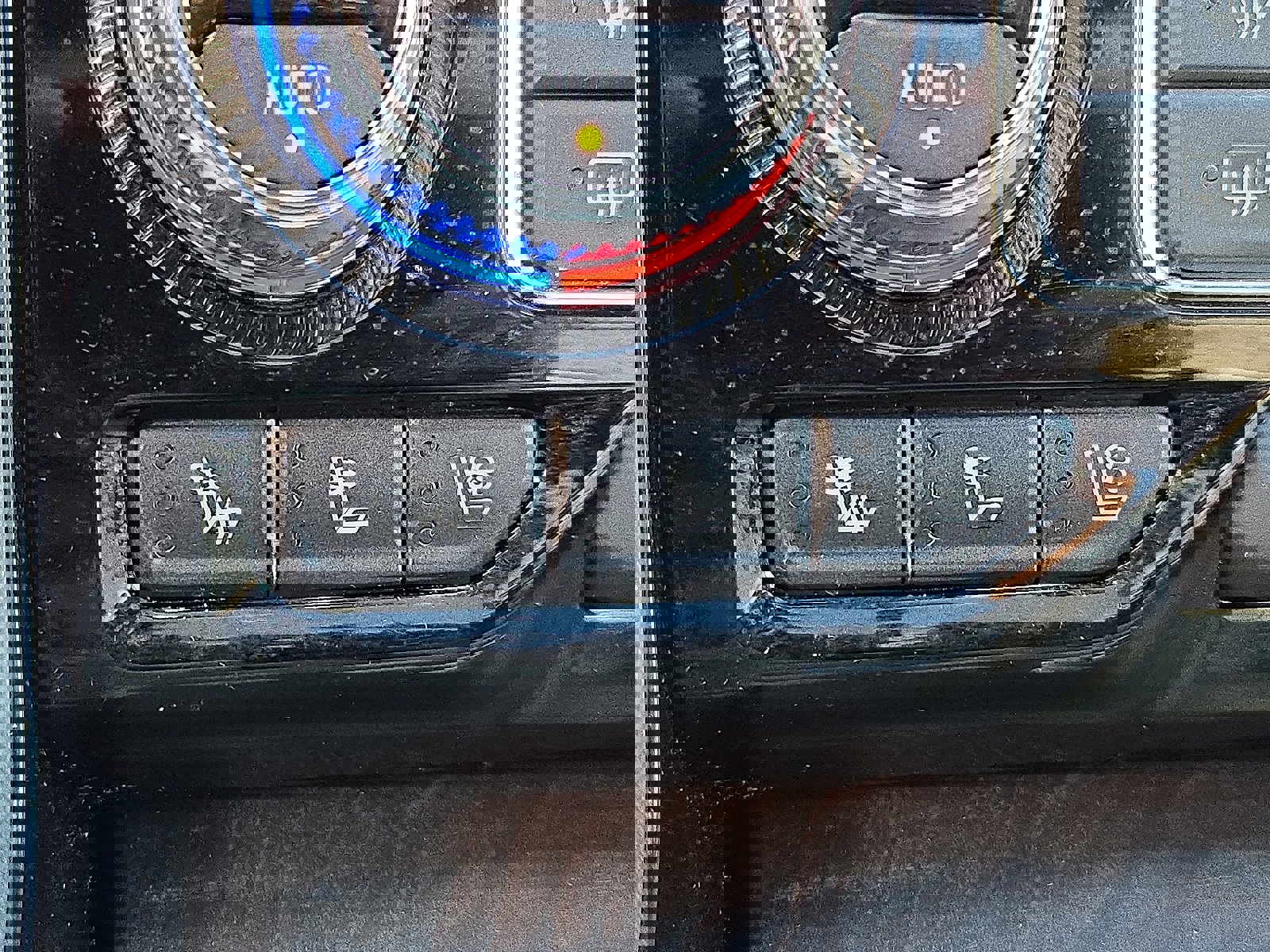 Used 2021 GMC Yukon Denali w/ Denali Ultimate Package image 26