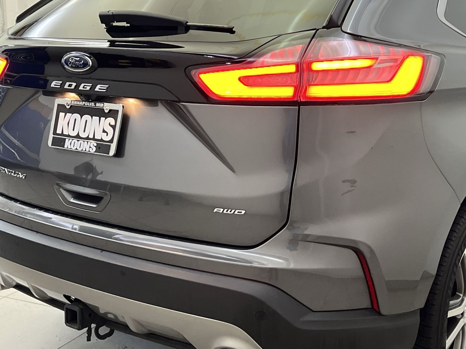 Used 2022 Ford Edge Titanium w/ Class II Trailer Tow Package AWD/4WD image 29