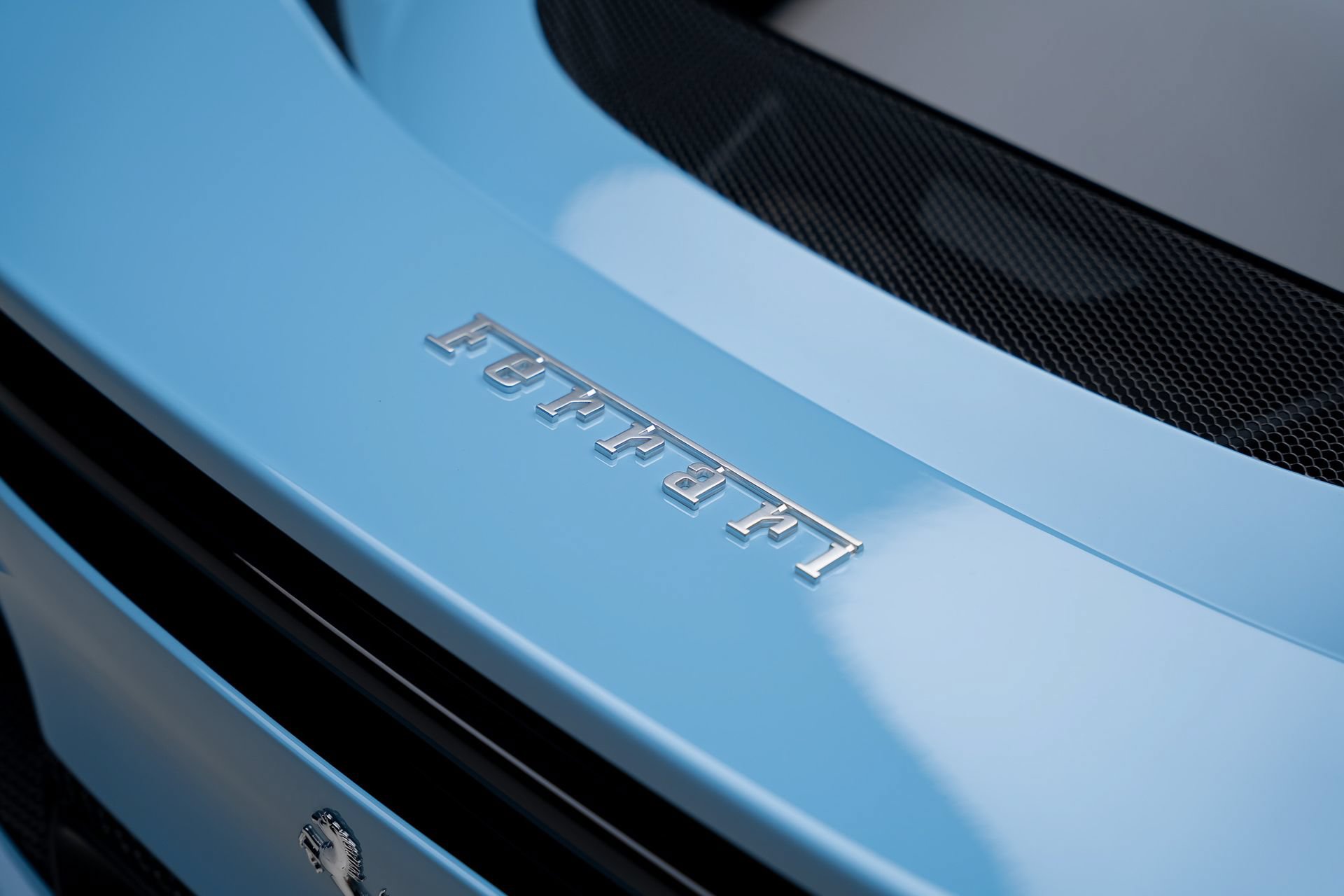 Used 2025 Ferrari 296 GTB RWD image 34