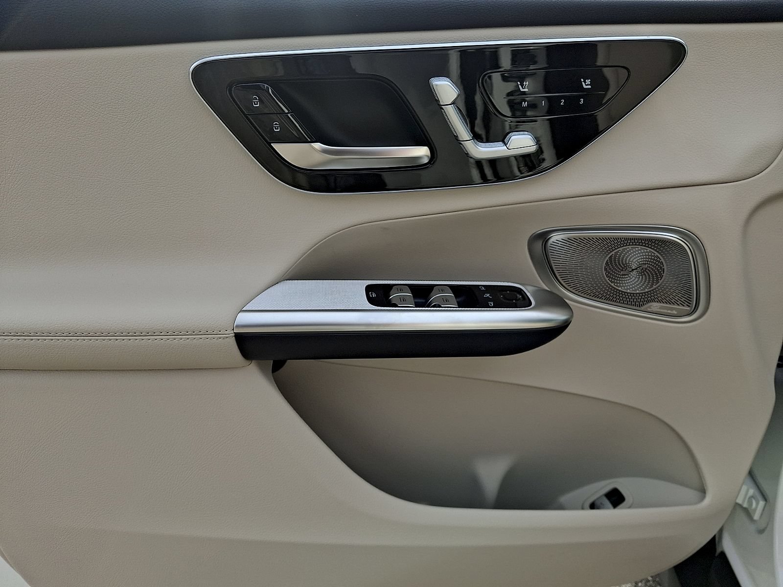 New 2026 Mercedes-Benz GLC 300 4MATIC image 8