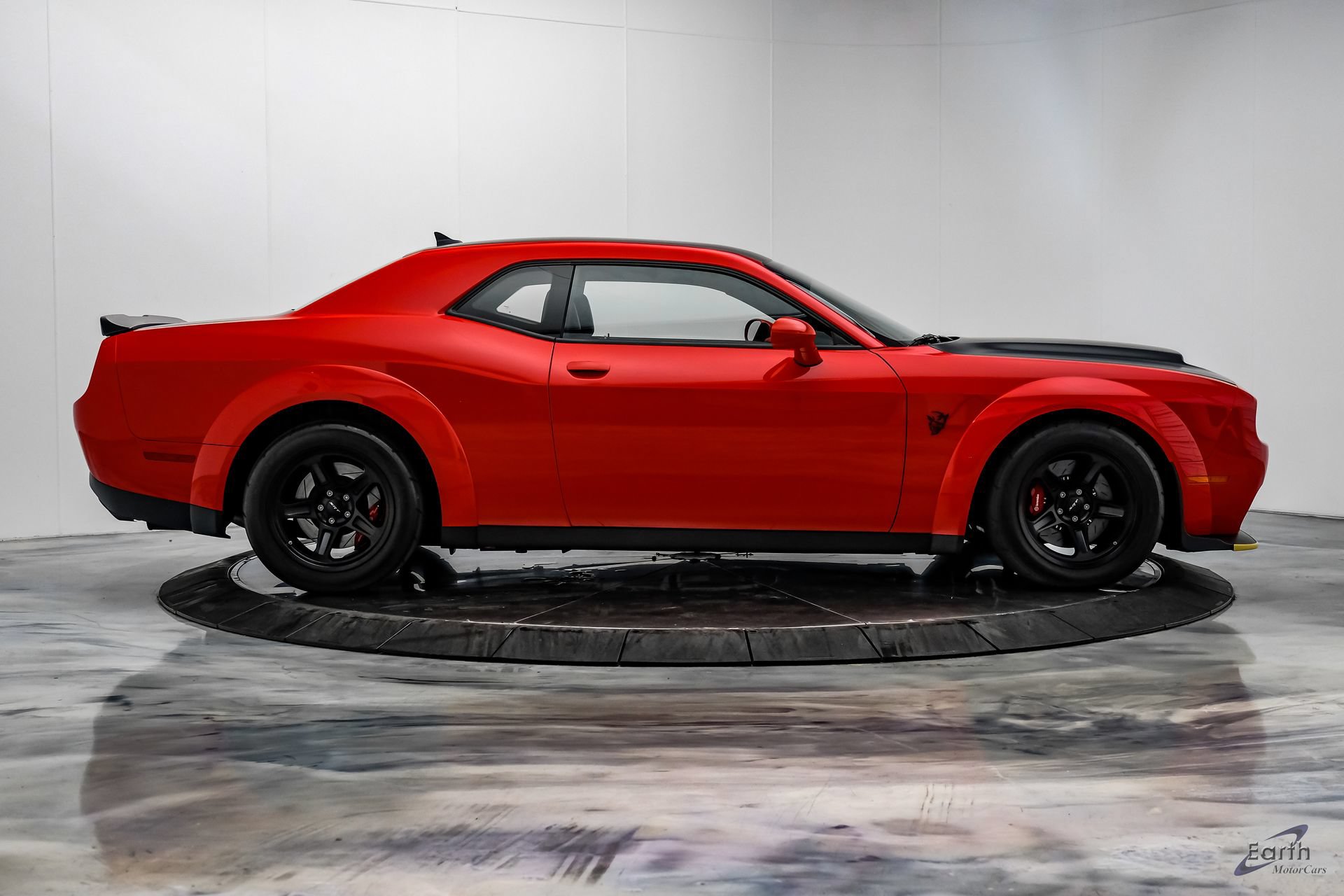 Used 2018 Dodge Challenger SRT Demon RWD image 23
