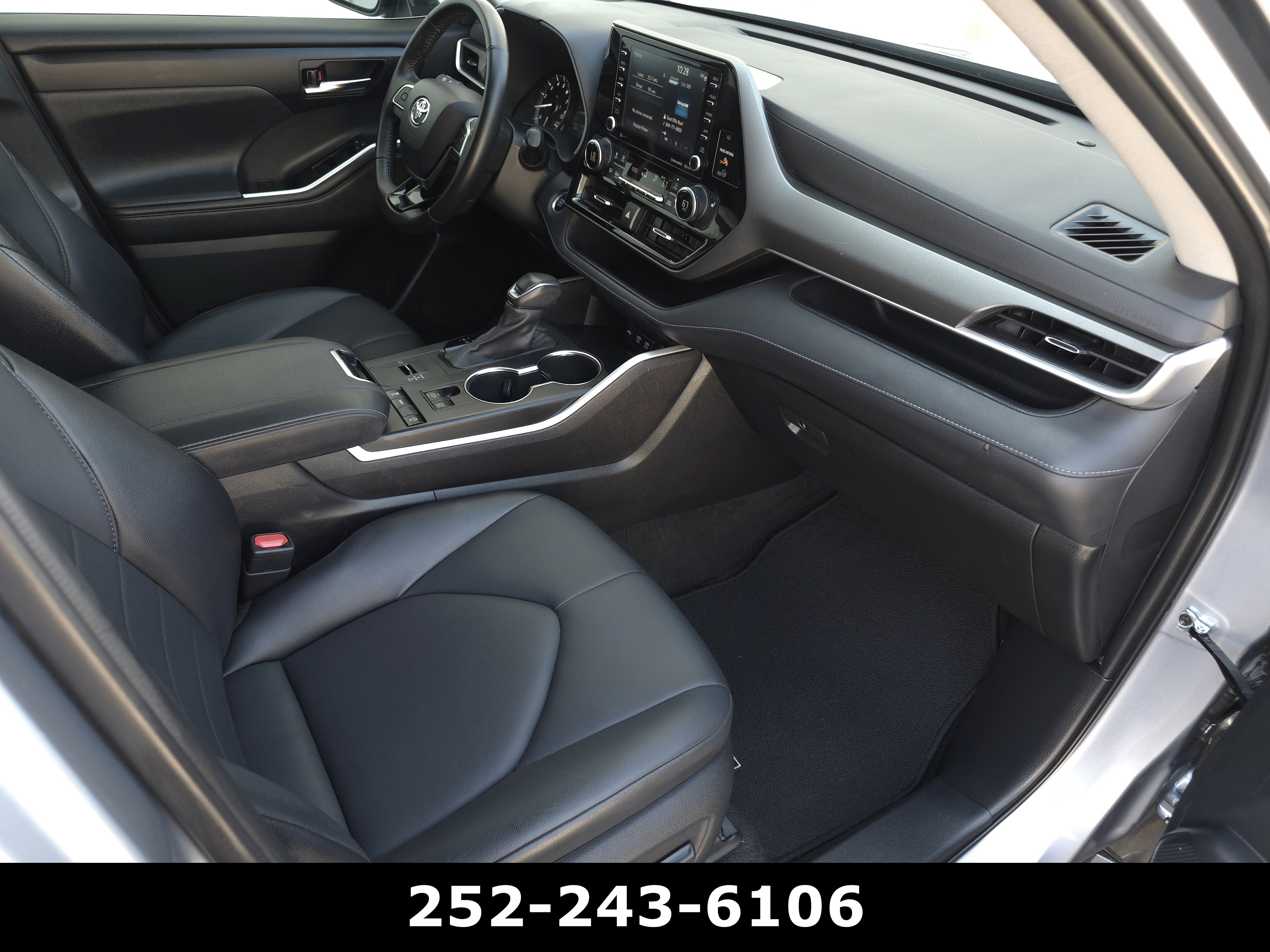 Used 2021 Toyota Highlander XLE image 43