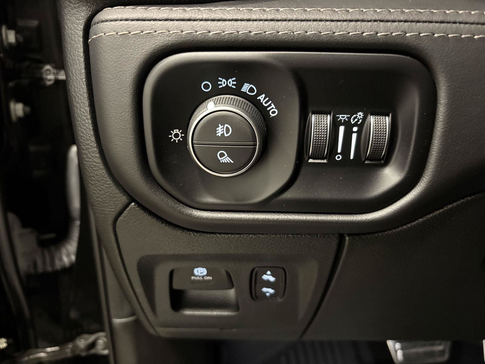 Used 2024 RAM 1500 TRX w/ TRX Level 2 Equipment Group AWD/4WD image 15