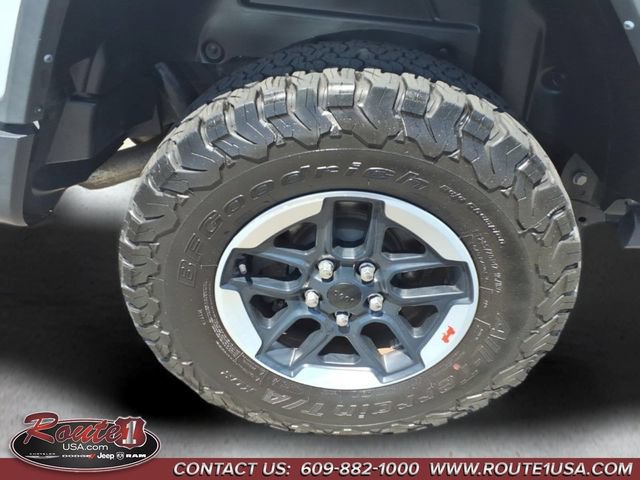 Used 2022 Jeep Wrangler Rubicon w/ LED Lighting Group AWD/4WD image 17