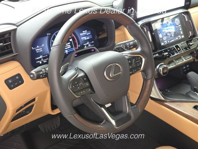 New 2026 Lexus LX 700h Luxury w/ Appearance Package AWD/4WD image 17