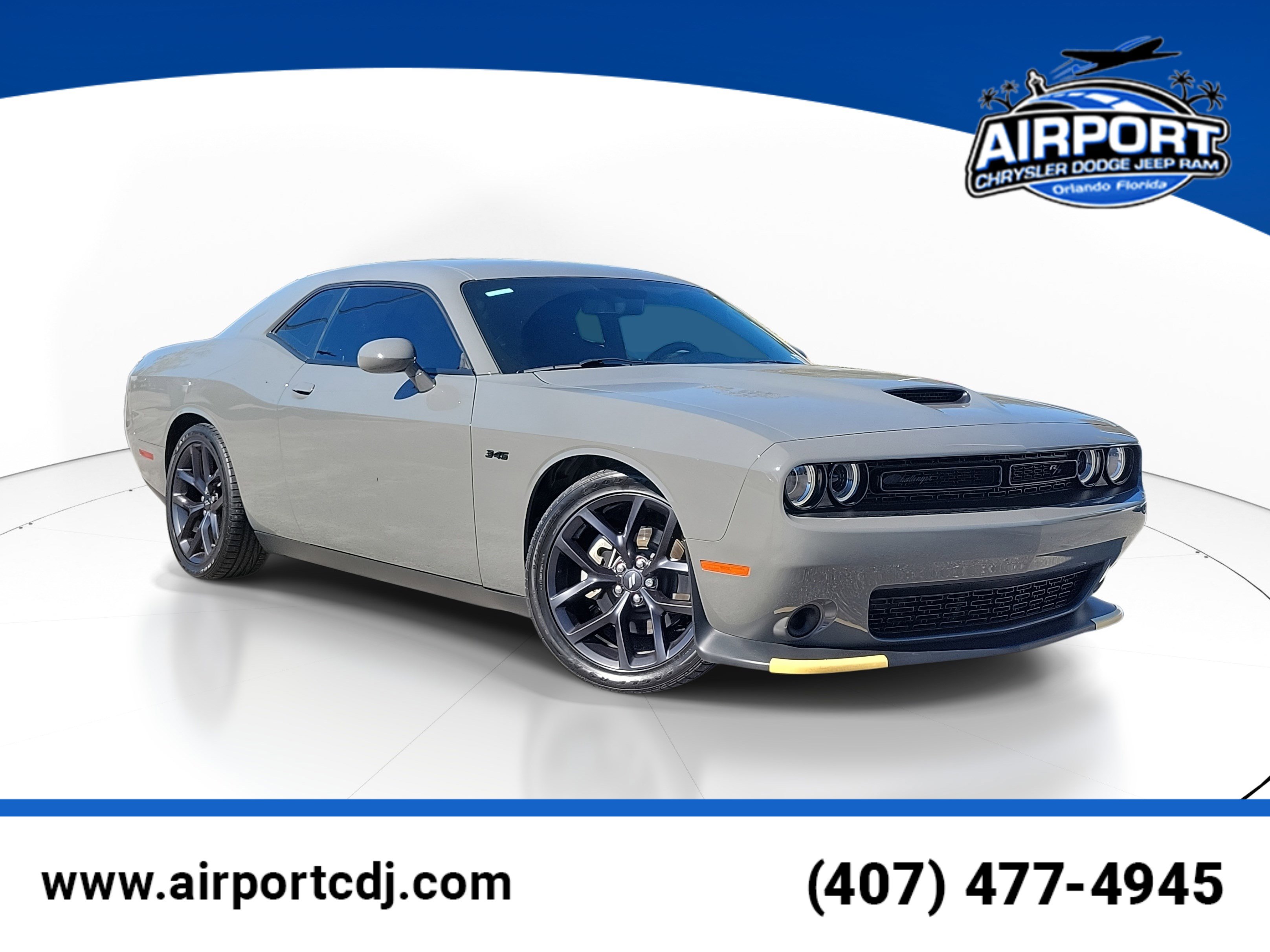 Used 2023 Dodge Challenger R/T w/ Blacktop Package image 1