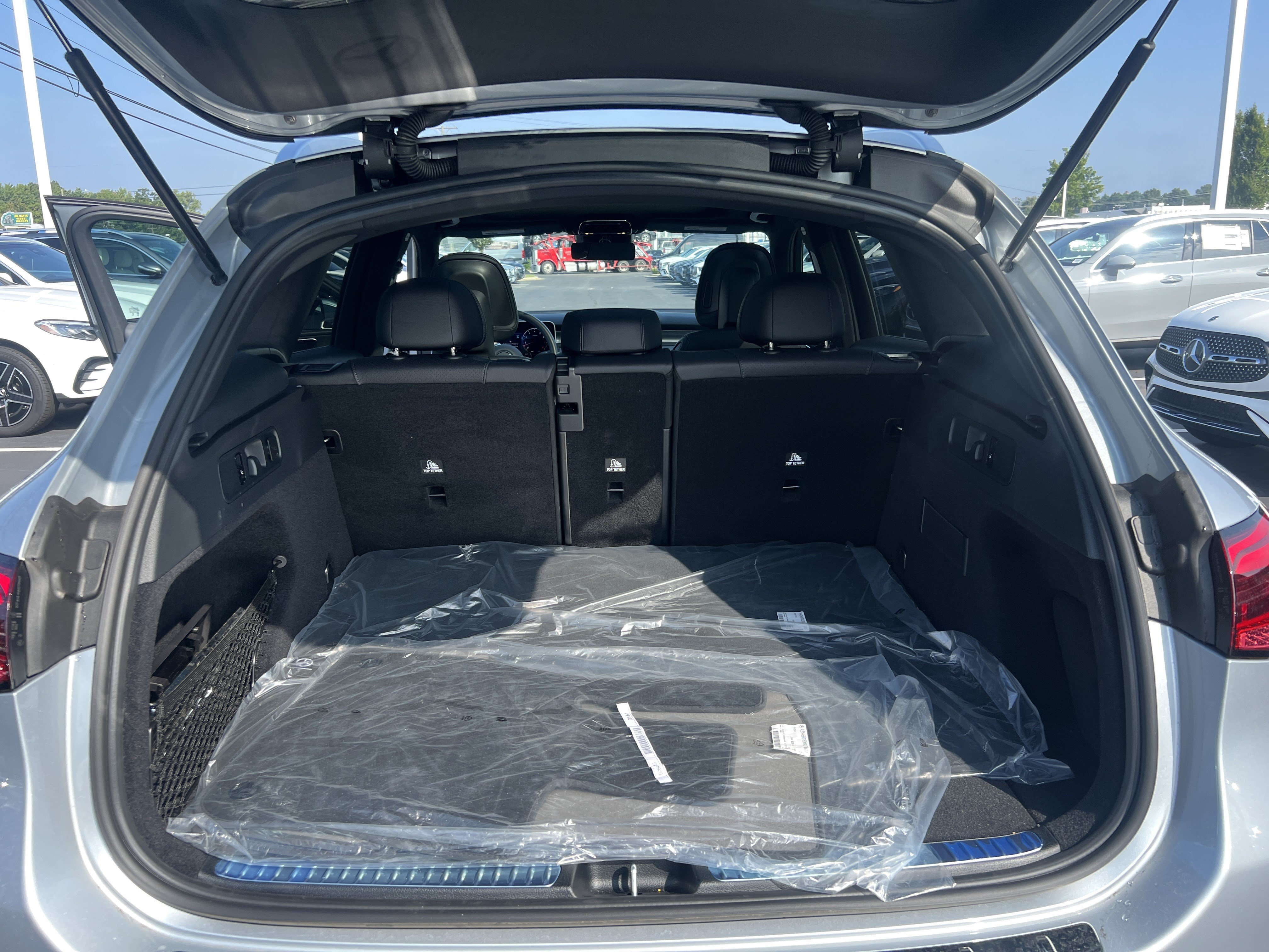 Certified 2026 Mercedes-Benz GLC 300 image 38