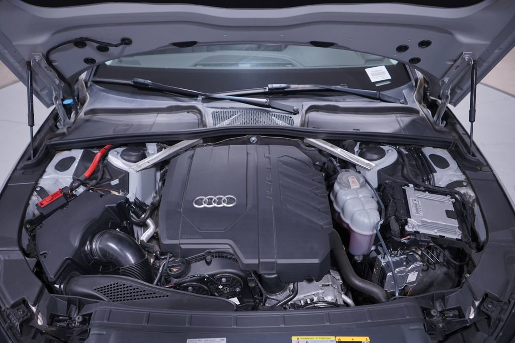 Used 2022 Audi A4 2.0T Premium w/ Convenience Package image 24