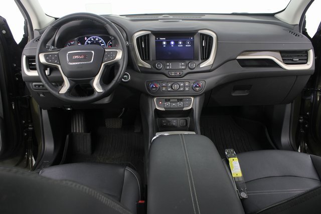 Used 2023 GMC Terrain Denali w/ Denali Premium Package image 12