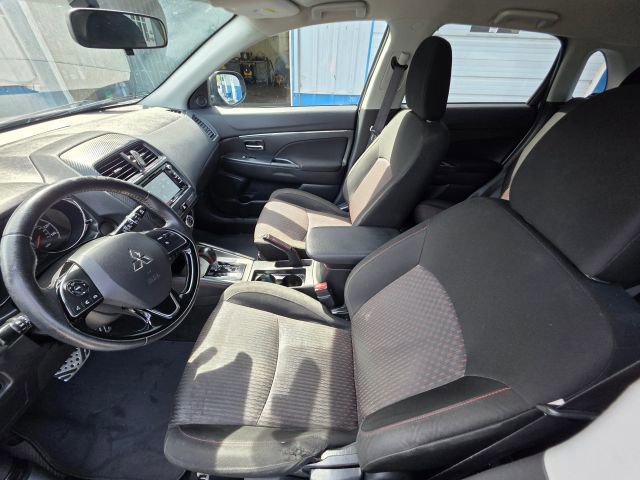Used 2018 Mitsubishi Outlander Sport LE image 12