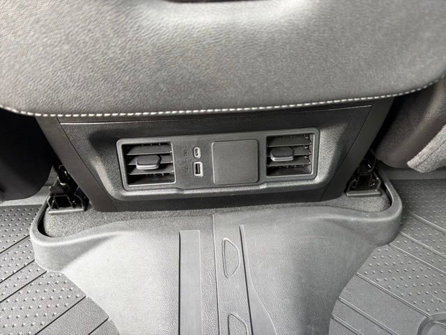Used 2024 Chevrolet Silverado 1500 Custom AWD/4WD image 9