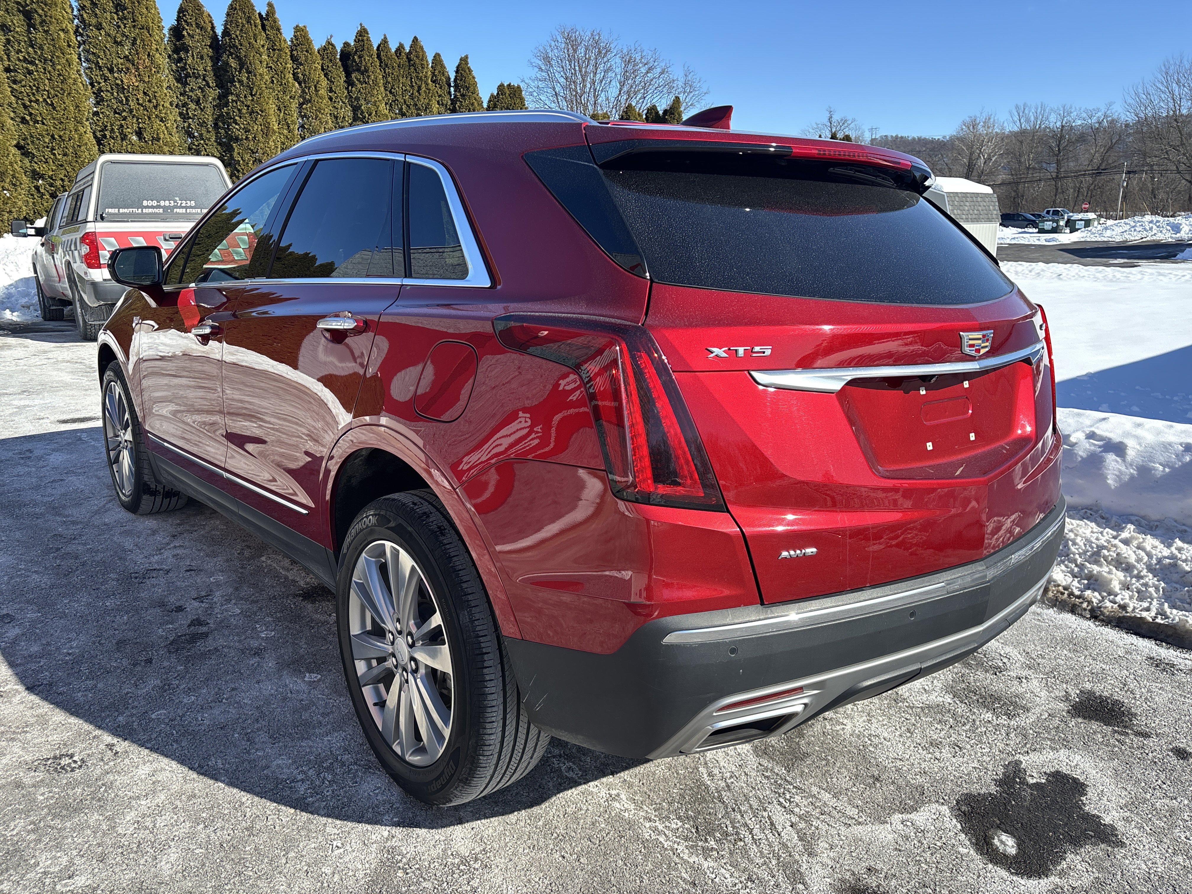 Used 2024 Cadillac XT5 Premium Luxury image 6