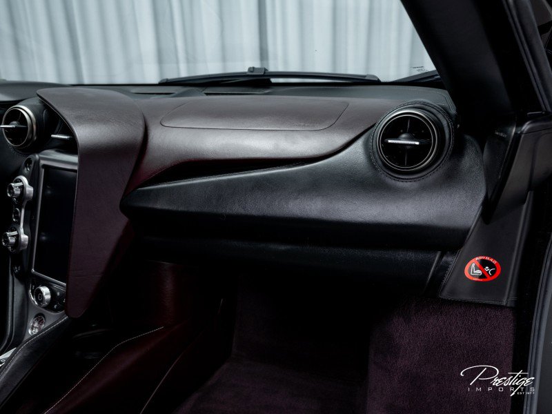 Used 2018 McLaren 720S Luxury RWD image 46
