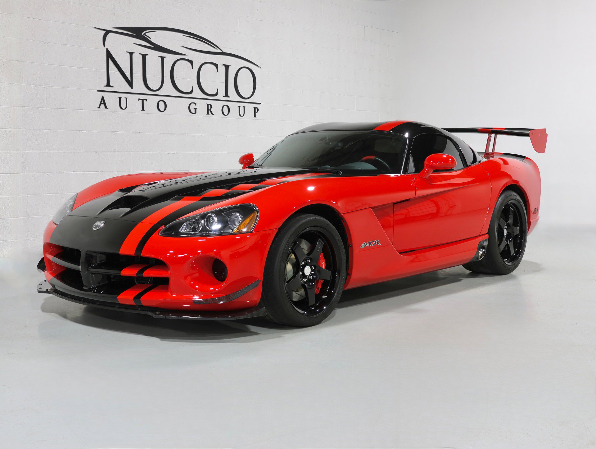 Used 2008 Dodge Viper SRT-10 w/ Competition Group image 6