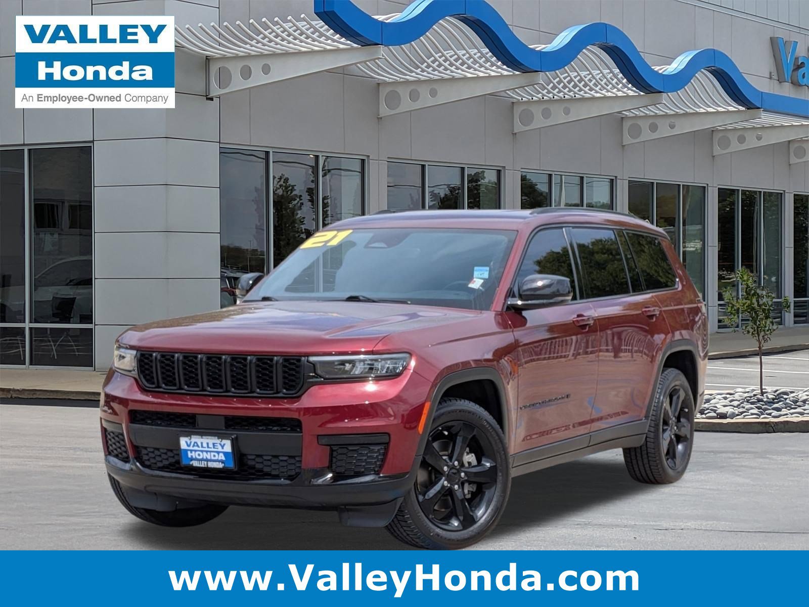 Used 2021 Jeep Grand Cherokee L Laredo AWD/4WD image 1